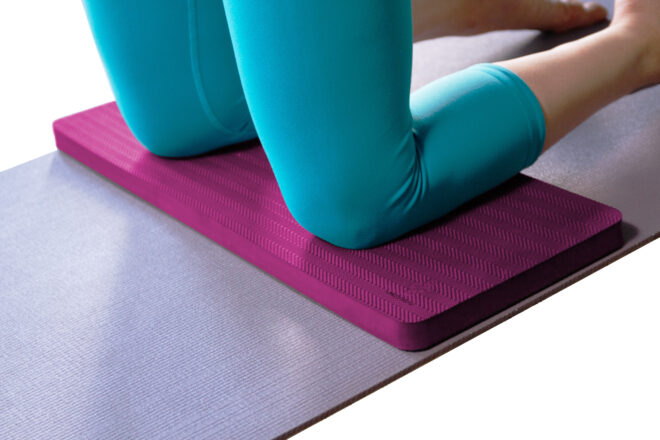 1 Inch Thick Dark Purple TPE Yoga Knee Pad